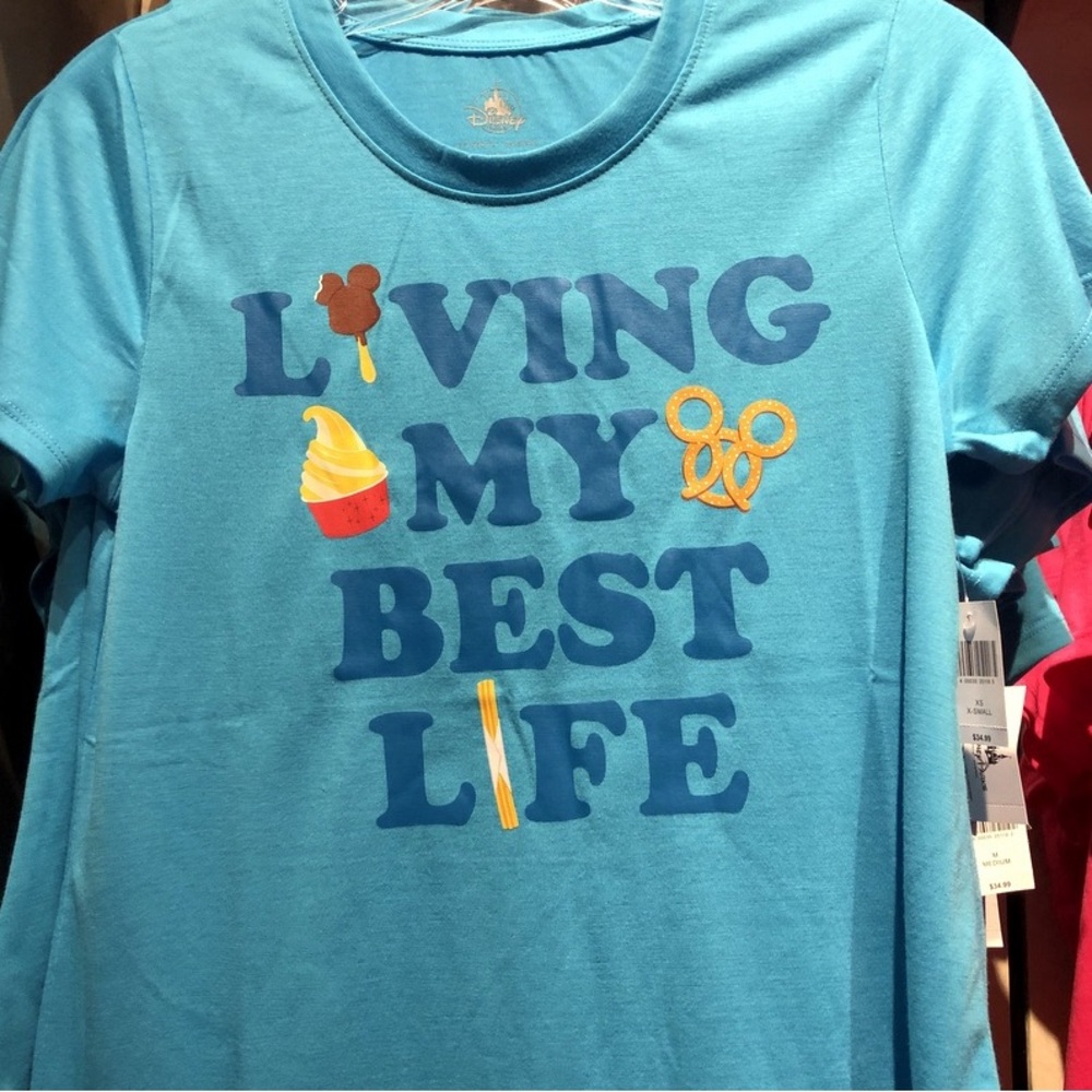 New Disney Parks tshirt NWOT Women Large polyester rayon 
Blue Disney snacks